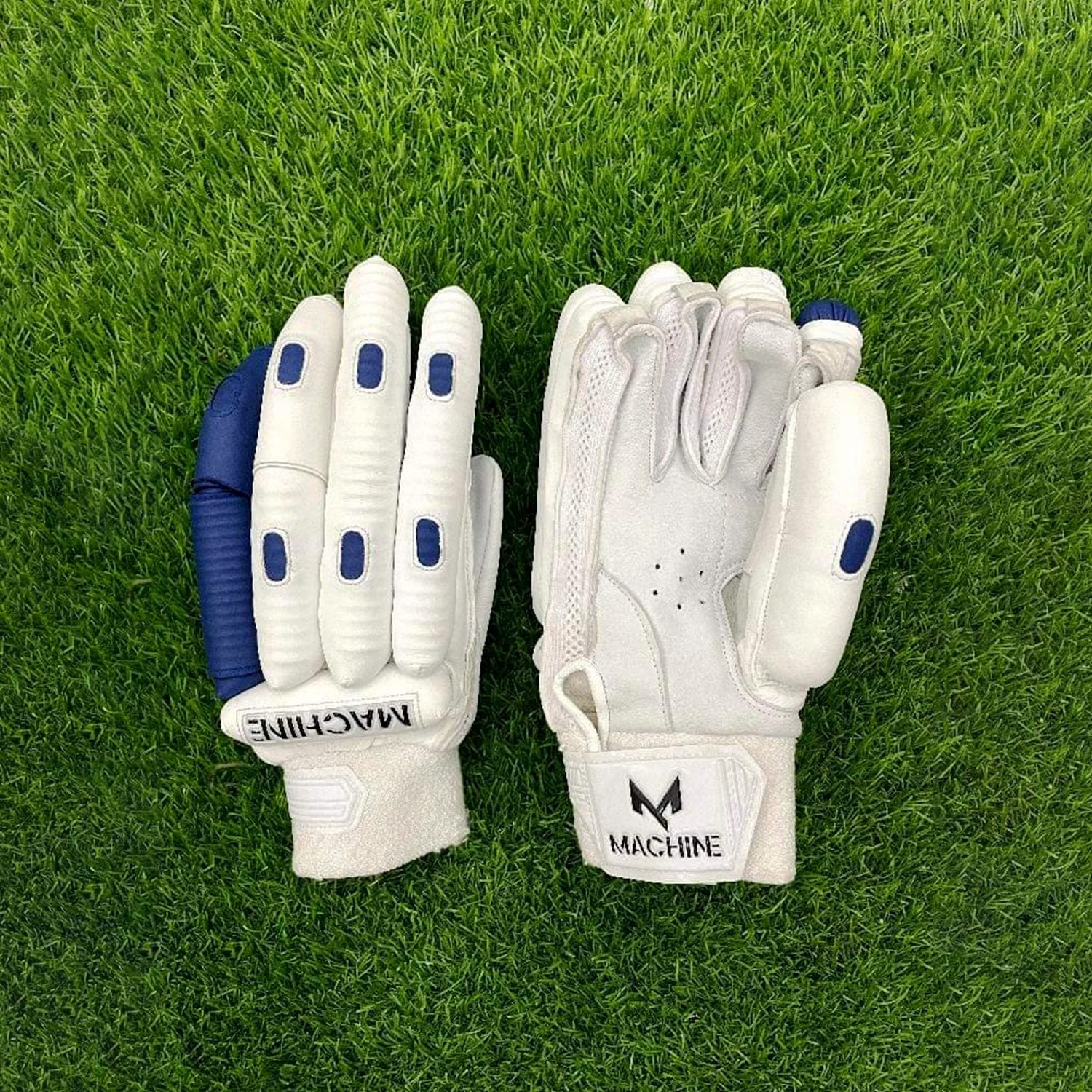 Playerโs Classic Gloves